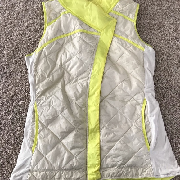 Lululemon Reversible Vest - Picture 3 of 8